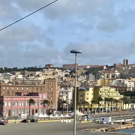 Affittacamere With Port View *